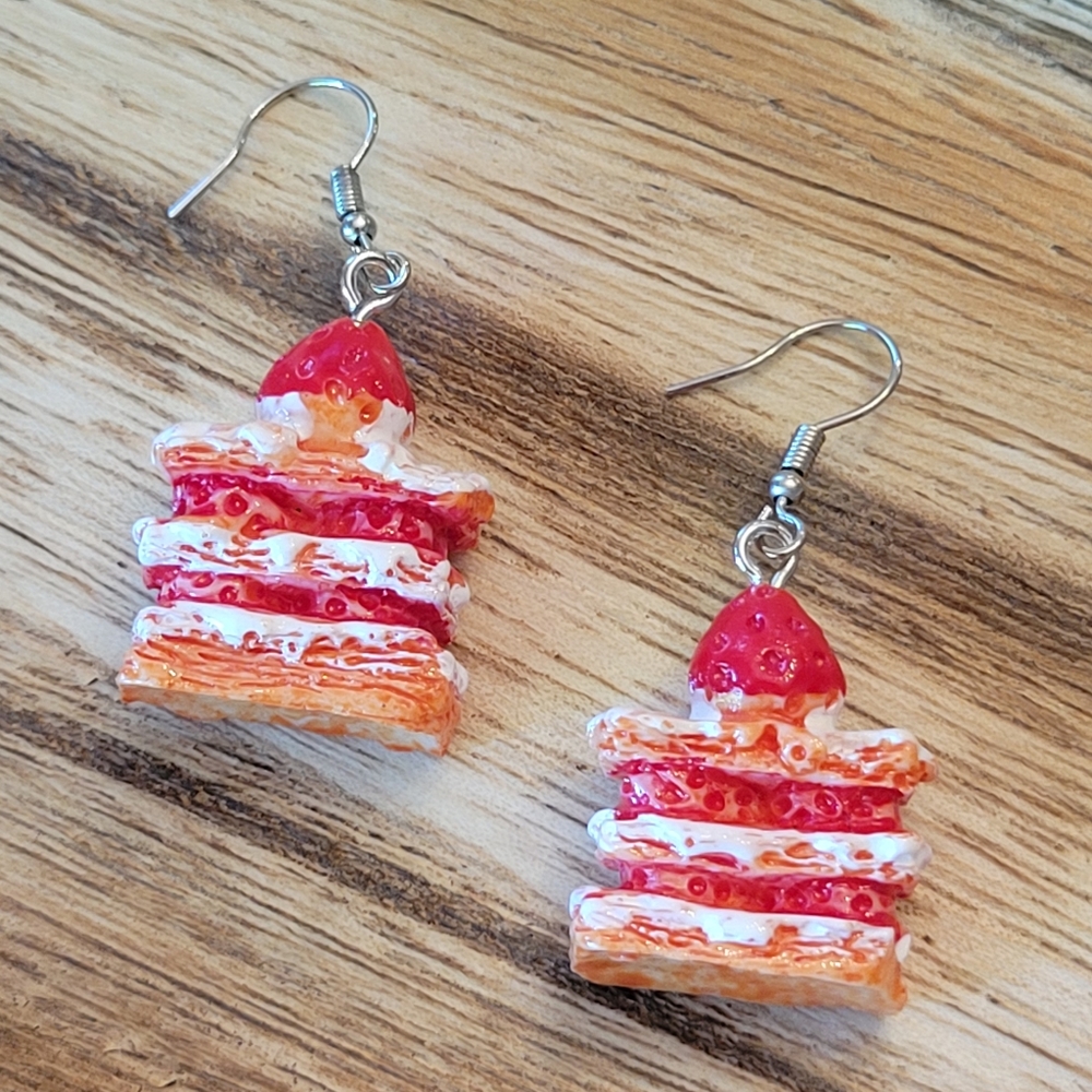 Strawberry Shortcake Baker's Delight Drop Dangle Earrings - Picture 4 of 5